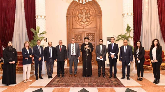 Pope Tawadros discusses with a medical delegation the KIMI medical project
