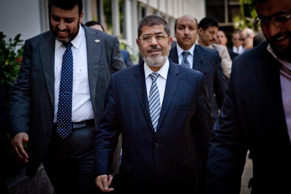 Morsy spokesperson: President-elect yet to decide on oath