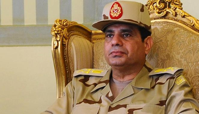 Egypt army chief shows political agility in crisis